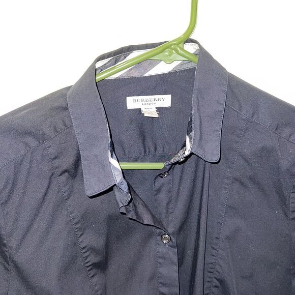 Women’s Burberry button down shirt - Picture 3 of 10